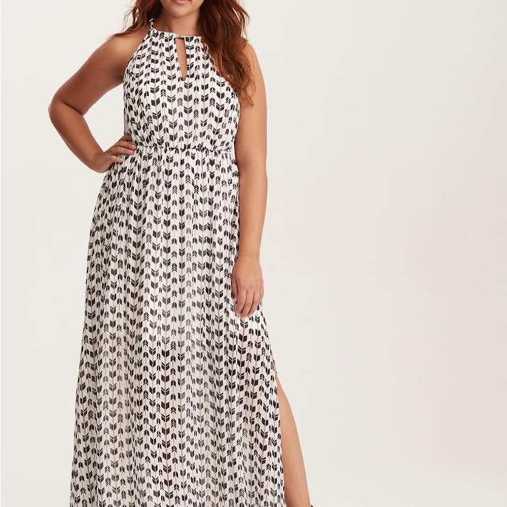 White maxi dress